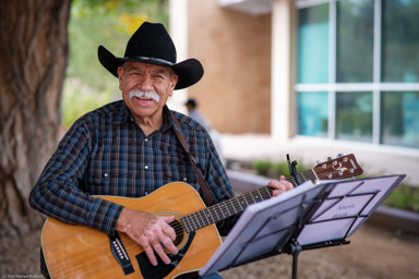 Jim Jones' guitar accompaniment workshop