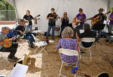 Skeleton Crew jam with the band