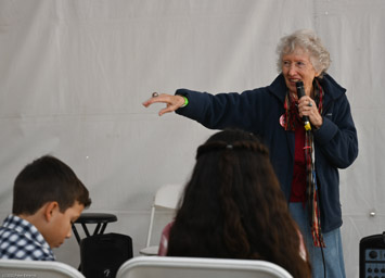 Regina Ress, storyteller